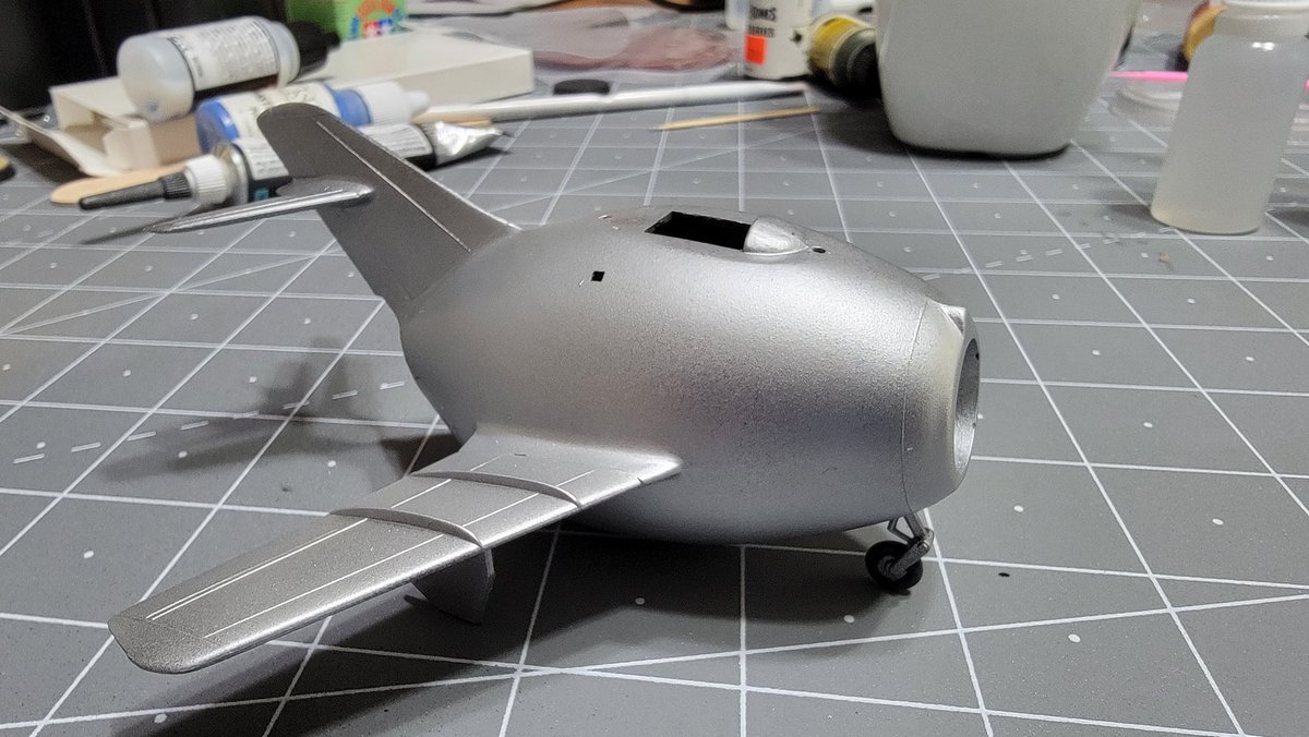 PlasticHobbies's tweet photo. #WIP for my MiG-15 #Hasegawa #MiG #TH22 #eggplane #hobbystreak https://t.co/n9JmZKOMOi
