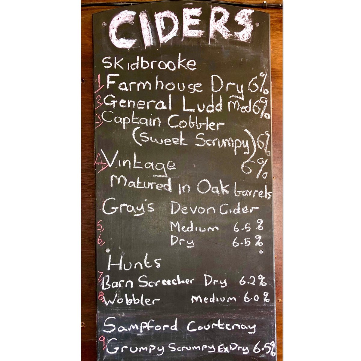 Cider_Mike's tweet photo. #RealCiders at @AlexandraHotel4 #Hull https://t.co/fcbLcxY9oB