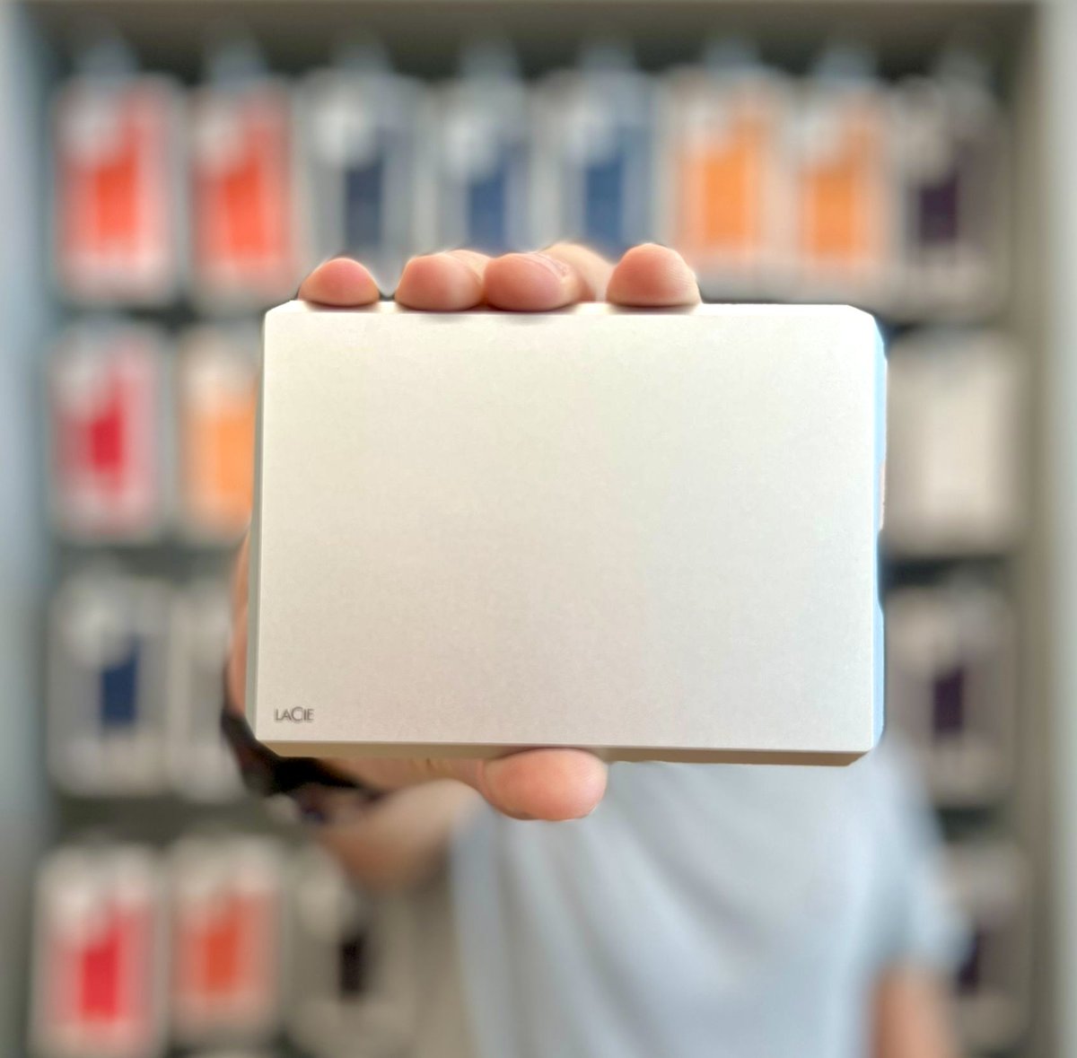 cec_fra's tweet photo. GAGNE TON DISQUE DUR @LaCieTech 😃

On prépare la rentrée comme il se doit : RT + Follow pour tenter de remporter DEUX disques dur LaCie pocket 1 To Mobile Drive 😍

Fin du concours jeudi 1er septembre à 18h, TAS le lendemain midi ! Bonne chance à toutes et tous 😃
#concours https://t.co/j6oZmx7aPl