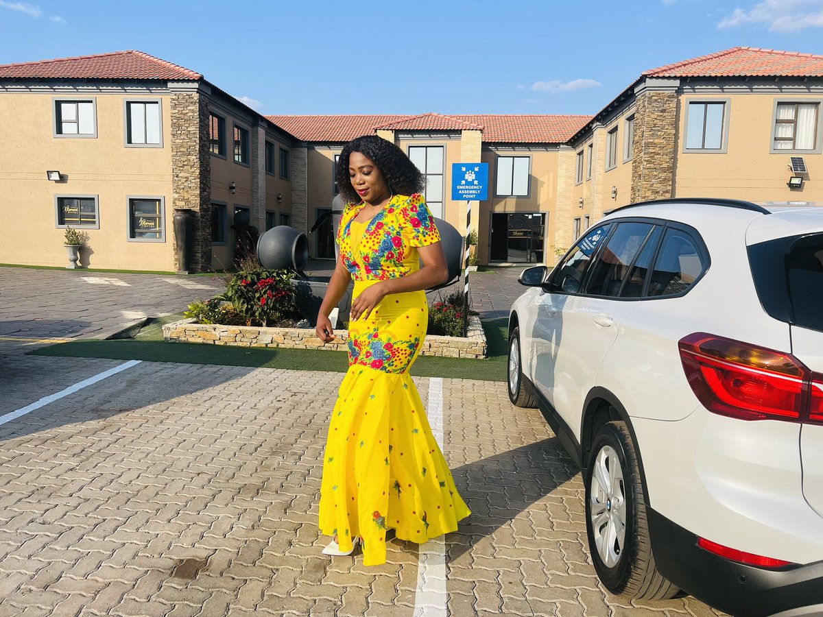 RealThembzana's tweet photo. 🎥 by @mafosi95 #Empfuxelelweni 18:00-22:00 madyambu ya namunthla ku suka eka Mavambe WTCC @Munghana #XMA17 https://t.co/eq4jARlG8j
