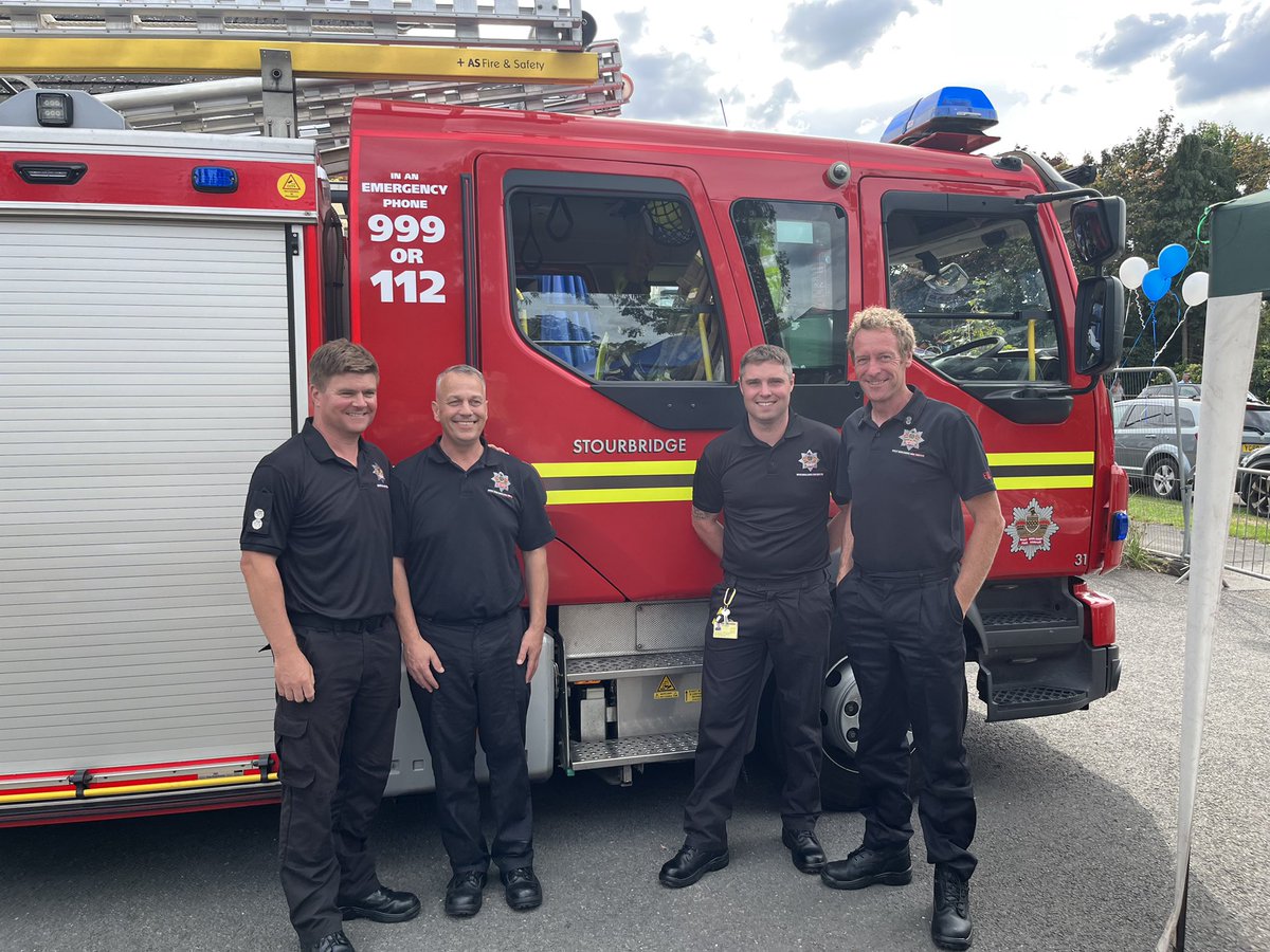WMFSStourbridge's tweet photo. Stourbridge White Watch taking part in community engagement and giving Fire and Road safety advice and at the Charity Fun Day @ The Crown Car Park, Oldswinford. All proceeds to @MSHospice pop down and enjoy the fun 2:30 -11:00. #RoadSafety #funinthesun #wmfs https://t.co/SofLWF3lSQ