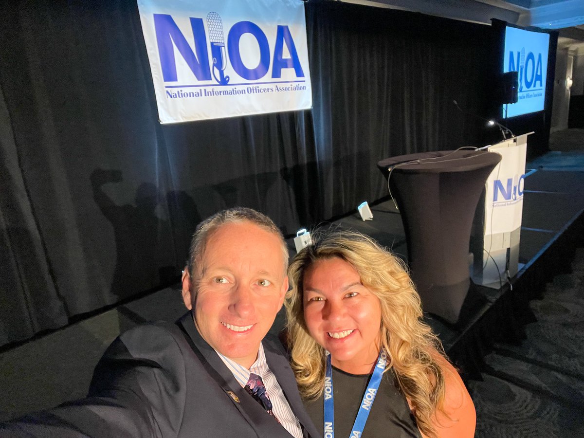 cooktx's tweet photo. Love this selfie 🤳 as it’s been an honor and privilege to serve as President for @NIOA with this board, as hundreds of amazing people gather to learn, share &amp; connect to make our communities and orgs stronger &amp; better! Thank you @zhicook for always standing by my side! #NIOA2022 https://t.co/JiNabfHwtv