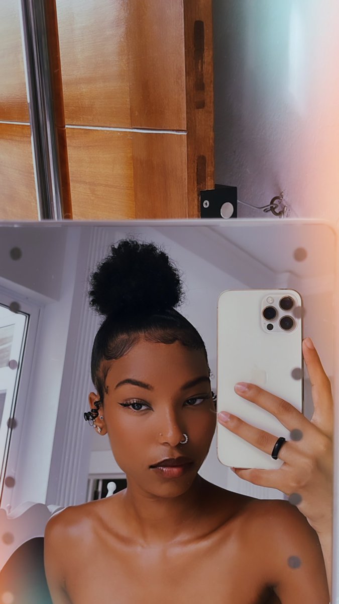 🧚🏼‍♂️