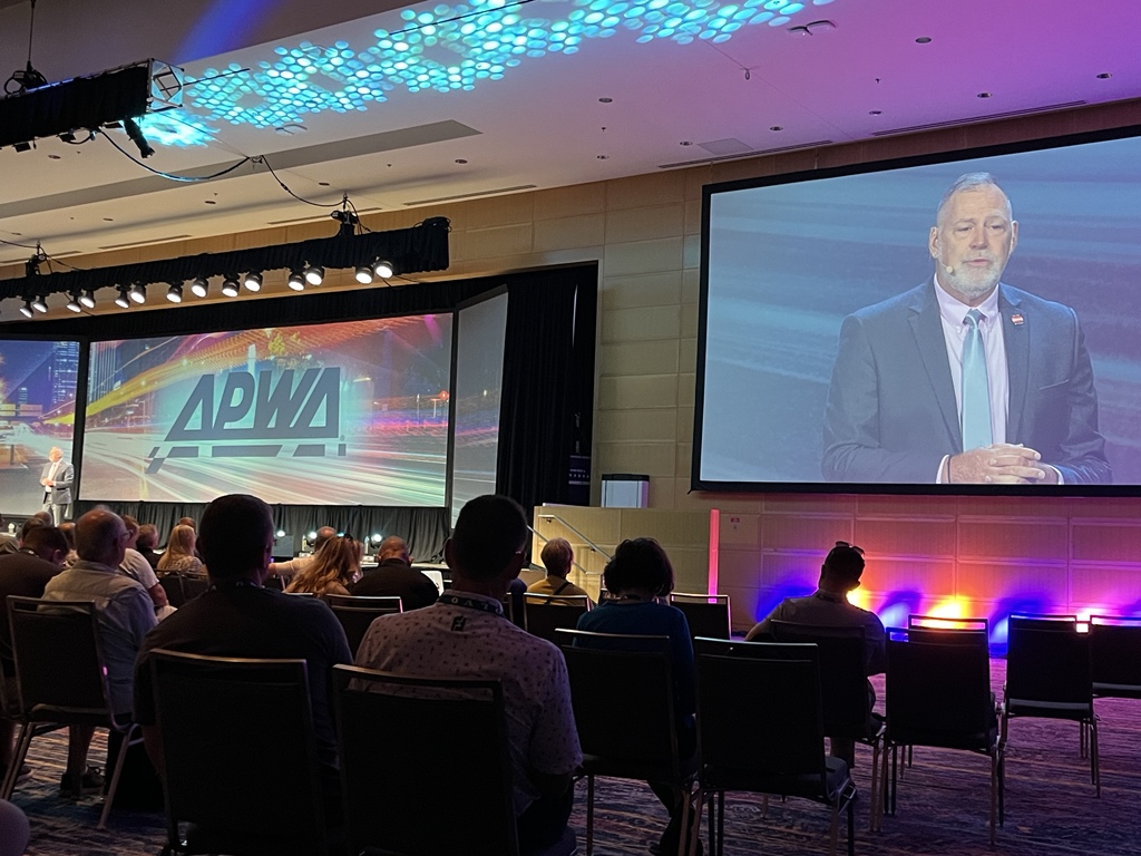 Anderson (@andershiz) on Twitter photo Amazing start to #PWX2022. Thanks to PP Stan Brown, and wow, what an amazing heartfelt start by our new President <a href="/GoPugh/">Keith Pugh</a>, well done!! <a href="/APWATWEETS/">APWA</a> <a href="/CPWATWEETS/">CPWA</a> <a href="/PWABCupdates/">BC Public Works</a> #PublicWorks 🇨🇦🇺🇸 Amazing start to #PWX2022. Thanks to PP Stan Brown, and wow, what an amazing heartfelt start by our new President <a href="/GoPugh/">Keith Pugh</a>, well done!! <a href="/APWATWEETS/">APWA</a> <a href="/CPWATWEETS/">CPWA</a> <a href="/PWABCupdates/">BC Public Works</a> #PublicWorks 🇨🇦🇺🇸