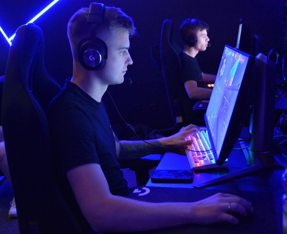 LINEUP CUP tweet media