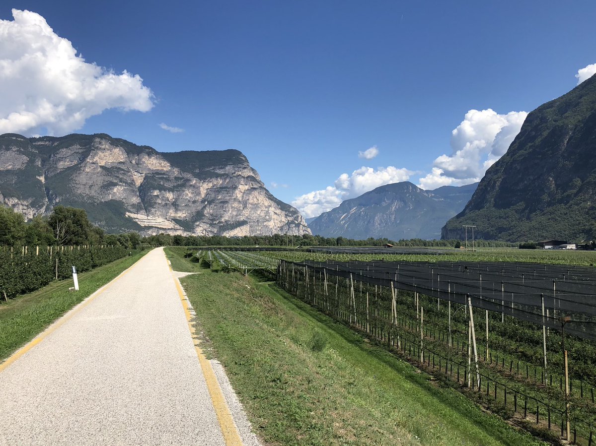 massimilianimrc's tweet photo. Da Trento a Bolzano, seconda parte

#vadovetiportalabici https://t.co/fFrqrPnV9e