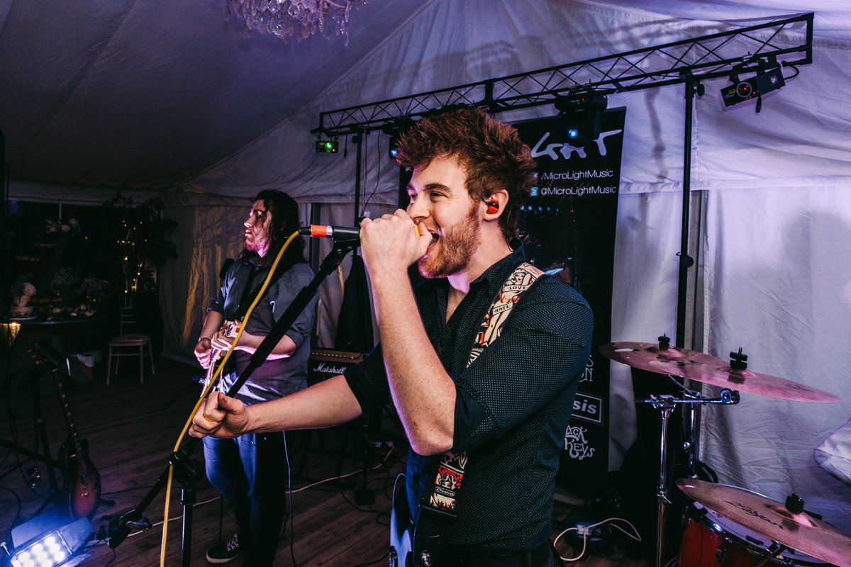 We are live at The Half Moon in #Sherborne for the final time this year from 8PM tonight! Get out and catch us!