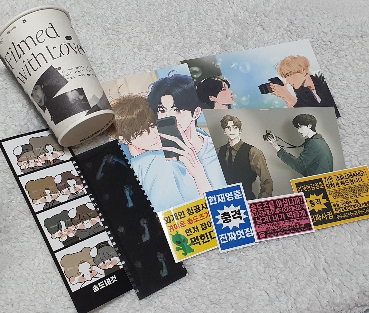 #너의_그_미소를_보고_내가_웃었어 
#쳐다보면_더_힘이_나니까

예쁜 카페 열어주셔서 정말 감사합니다💗💙
더 오래 있지 못해서 아쉬울 정도로 예쁜 카페였어요😍
밀빵HY재훈🐻🍞 and so on.. 뽀에버♡