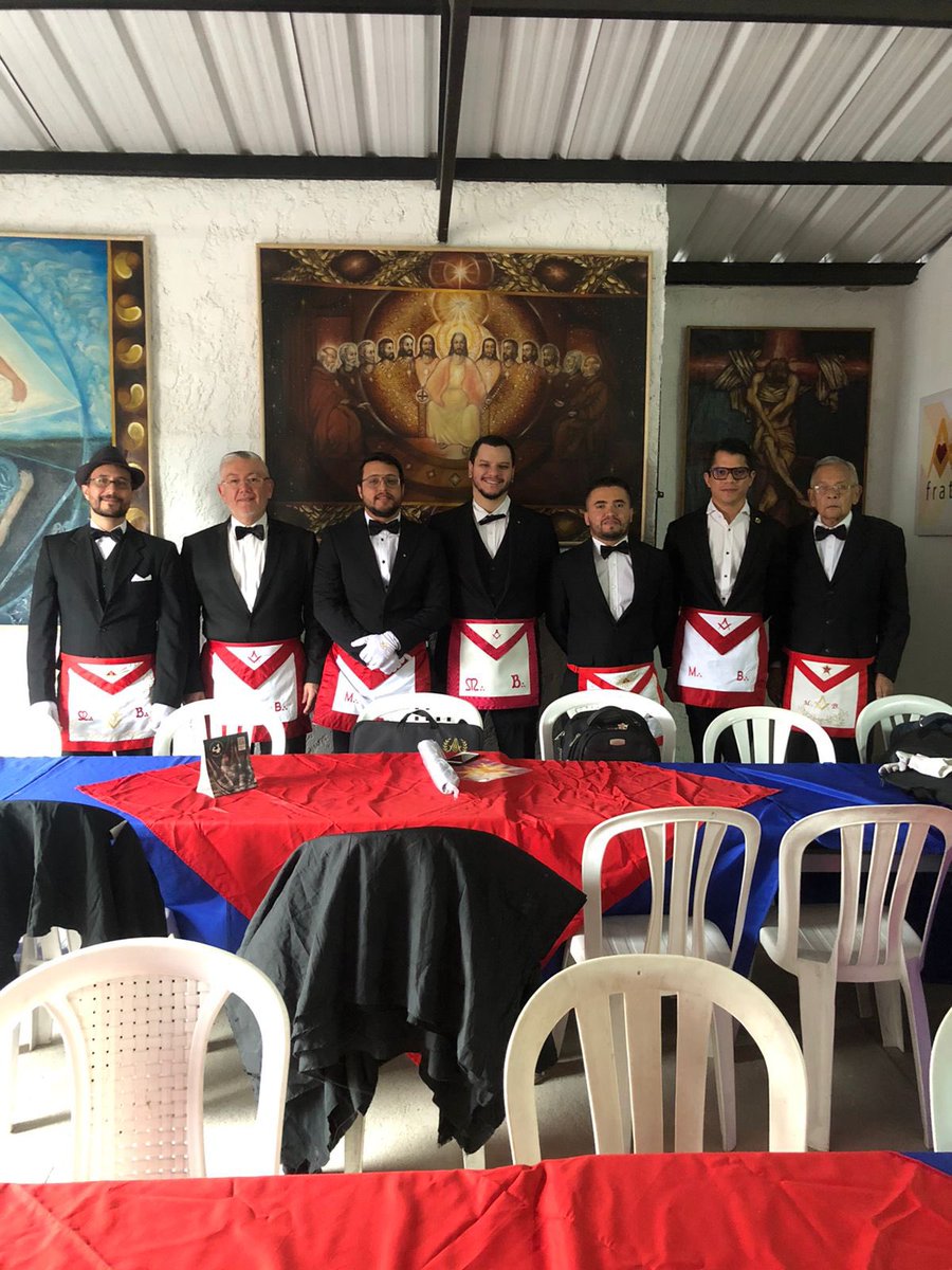 TheSquareMag's tweet photo. The Square Magazine #masonic update RT: @supremocons1833… #freemason #freemasonry #masons... Al finalizar la reunión ordinaria del @supremocons1833 , en la Cuidad de Medellín, se desarrolló Tenida solemne para el reconocimiento del grado de Maestro M… https://t.co/zb7140BDtK