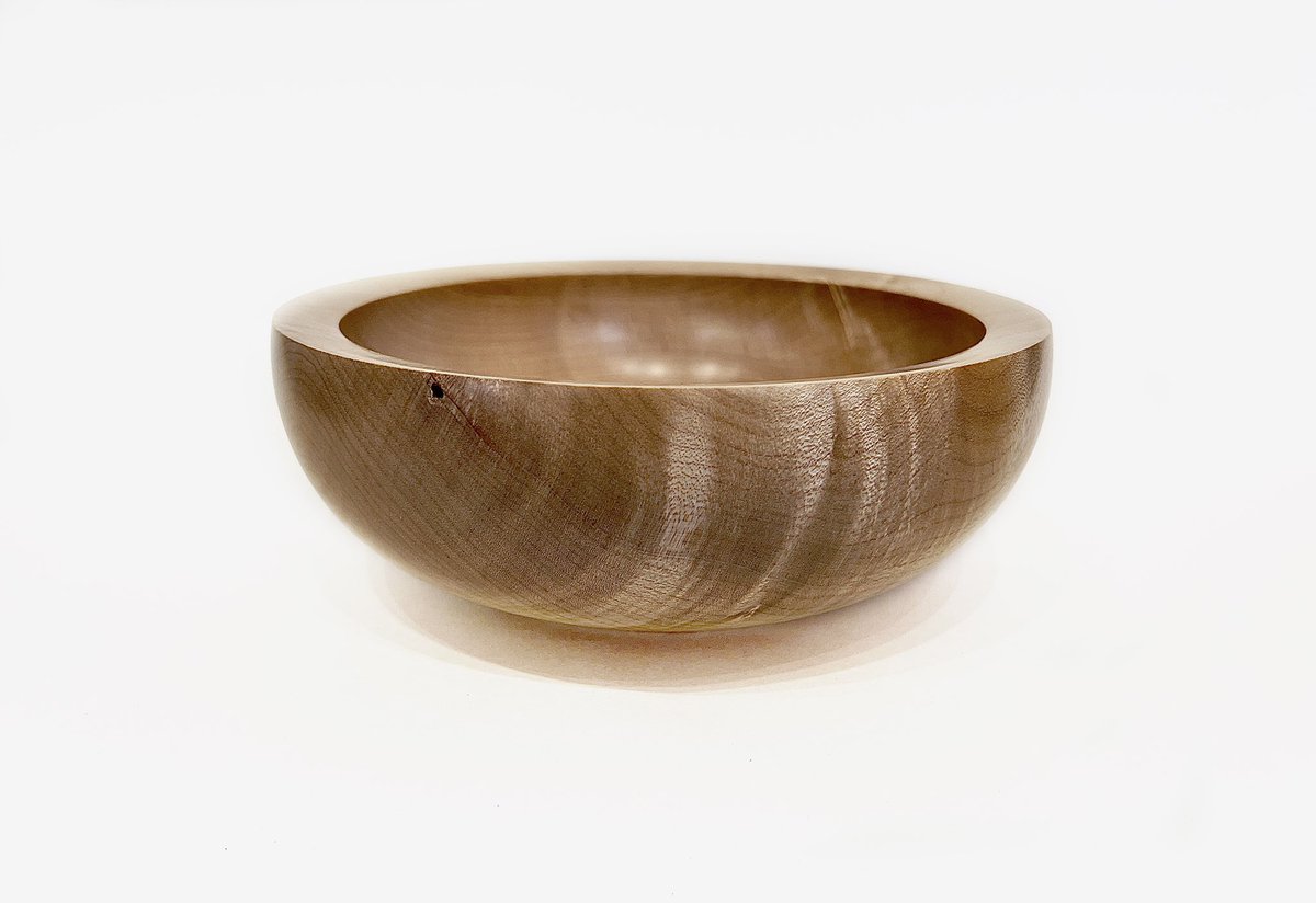 MSWoodturning's tweet image. Todays offerings from the workshop. Made from rippled Sycamore, finished in @BrandonBespoke Wax Oil.  One of two pieces of timber that was felled in 1992.  Measures 240mm x 75mm.  #woodturning #blackisle #highlands #ScottishCraftHour