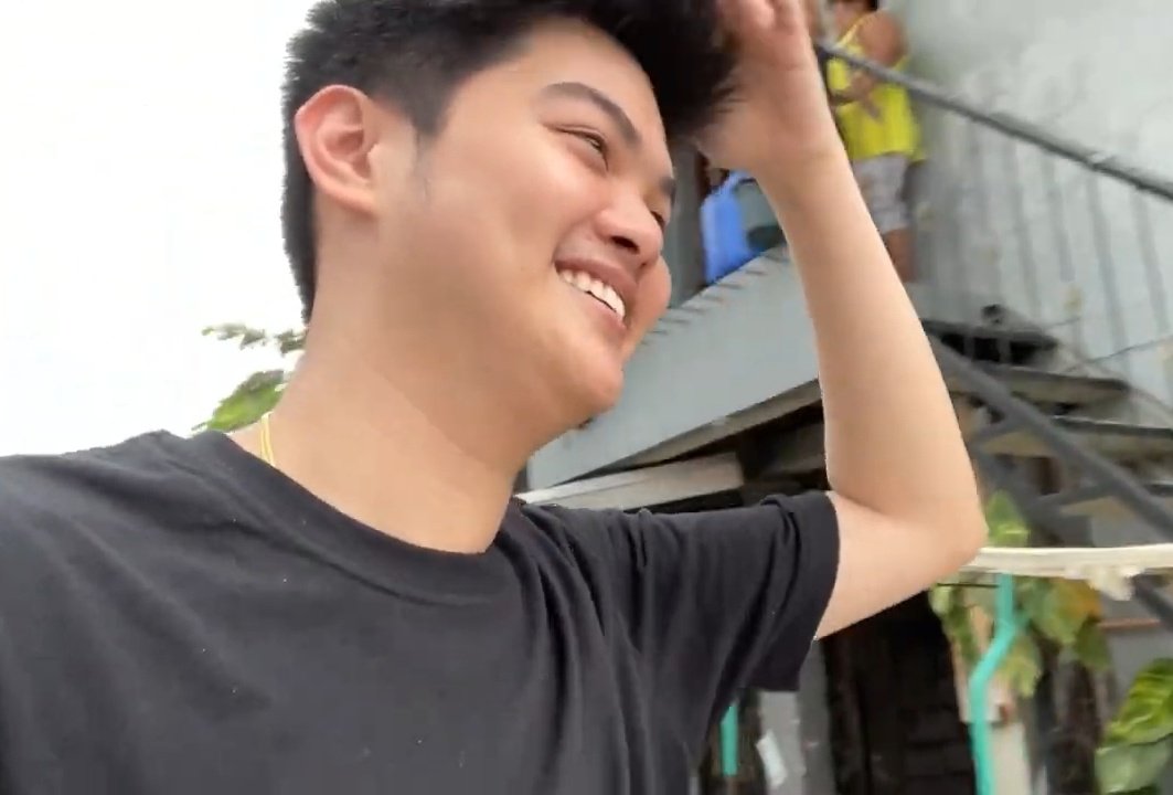 o_monik's tweet photo. A wholesome vlog after a draining match! Watch nalang tayo guys ng new vlog ni wais!! Wise is definitely vw fam Ray of Sunshineπ after watching his vlog I'm not gloomy anymore haha β€οΈβ€οΈ wais our best boy and best jungler indeedπ
#V33Wise
#BreakTheCode https://t.co/a7ftIgFHT7