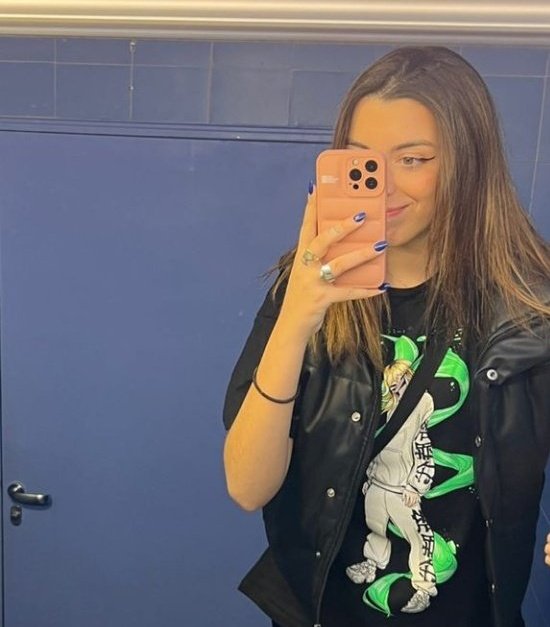 cris tweet media