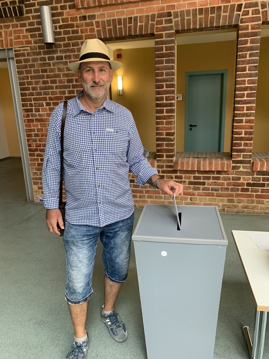 wahlen.wildau.de/bw2022.html Noch ein paar Minuten warten. Sehr spannend!