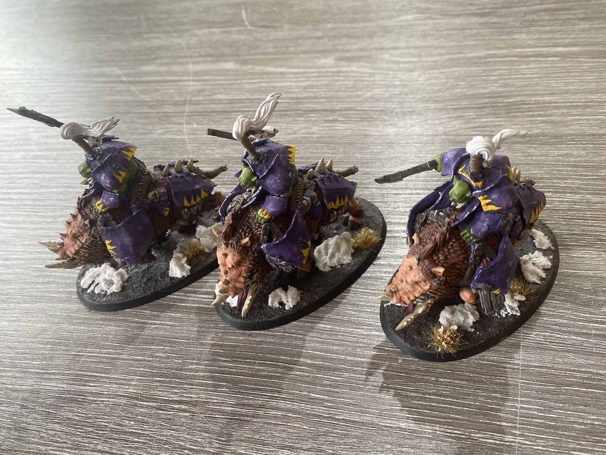 JordanBladen's tweet photo. Selling an Ironjawz start collecting force. £60. Slide into my DMs for better pics. A retweet would be lovely https://t.co/w1lv0QdoBg