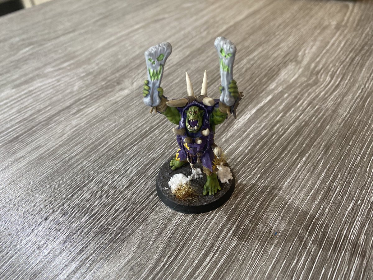 JordanBladen's tweet photo. Selling an Ironjawz start collecting force. £60. Slide into my DMs for better pics. A retweet would be lovely https://t.co/w1lv0QdoBg