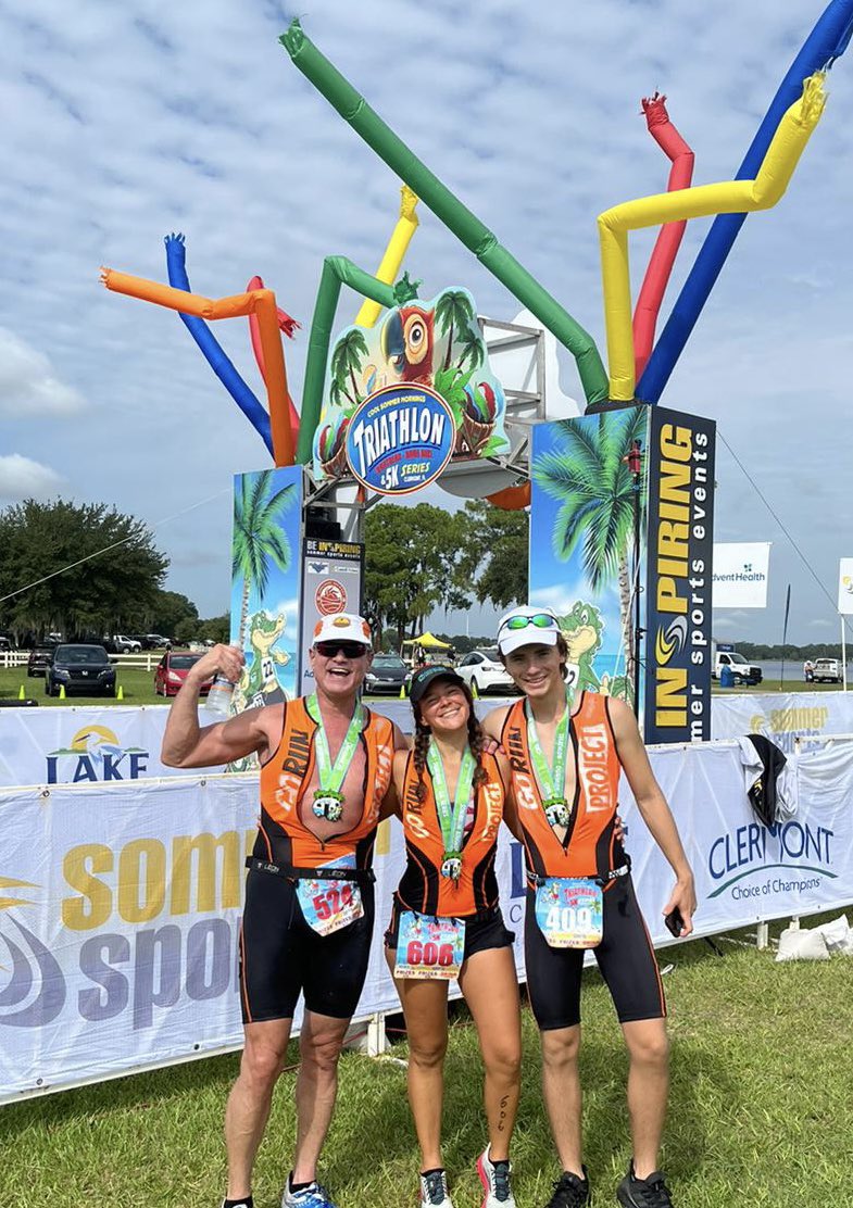 fgarciatio's tweet photo. Kicking butt at the Cool Sommer Mornings International Triathlon, with 2new PRs!
#GoRunProject🌴 #GRP #JustShowUp #FreeFitness #CoolSommer #Triathlon #Multisport #Swim #Bike #Run #Training #TriathlonTraining #MultisportTraining #OCR #Swimming #Cycling #Running #Ironman https://t.co/YUzhcfBY0p
