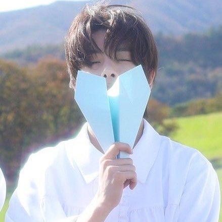 jakeyluvz's tweet photo. I hope God is always in your heart. I want you to remain a good-hearted Jake who loves everyone. I will always be by your side and love you forever🤍
REACHING SKIES FOR JAKE
#SoaringHighWithJake #JAKE #제이크
@ENHYPEN_members @ENHYPEN https://t.co/u9gIhYMHYf