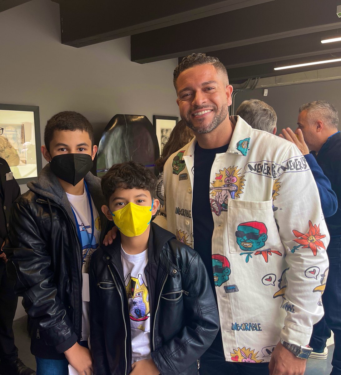 PabloSegarraEsq's tweet photo. This is why I’m so passionate about #web3. 

Meet the creators of @PataconClub, a collection of Patacones faces. This young 🇨🇴 artist had the guts to speak up to VCs at @holametaverso. The way his mind works is genius level. He even sold me into buying one! Proud owner! #NFTs https://t.co/4aXEJJELWb