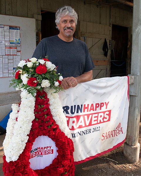 BH_AEberhardt's tweet image. Morning after Travers with impressive winner #Epicenter and his trainer Steve Asmussen with the winner&apos;s blanket and sheet. Congrats to the #AsmussenTeam and owner Ron Winchell and all connections. @TheNYRA