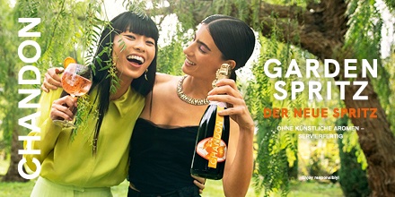 Chandon Garden Spritz meets SUPERBLOOM — genieße Deine Festival-Experience mit unserem ready-to-drink Aperitif! Chandon Garden Spritz vereint außergewöhnlichen Schaumwein und Orangenbitterlikör für unvergessliche Sommermomente.