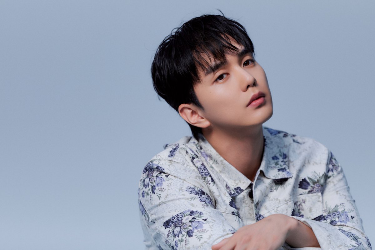 YSHbiased's tweet photo. Yoo Seung Ho for GQ Korea Photoshoot Behind The Scene

Cr: https://t.co/joW74VJNHd

#YooSeungHo #유승호 https://t.co/6dSxlyA53s