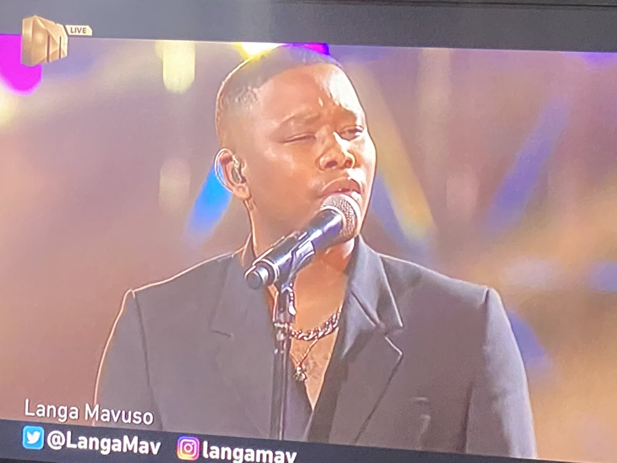 TheCPTtwins's tweet photo. Hope has a beautiful voice ! Her and Langa really connected. The melody is amazing 😻 @IdolsSA #IdolsSA https://t.co/QOdcmYZAQJ