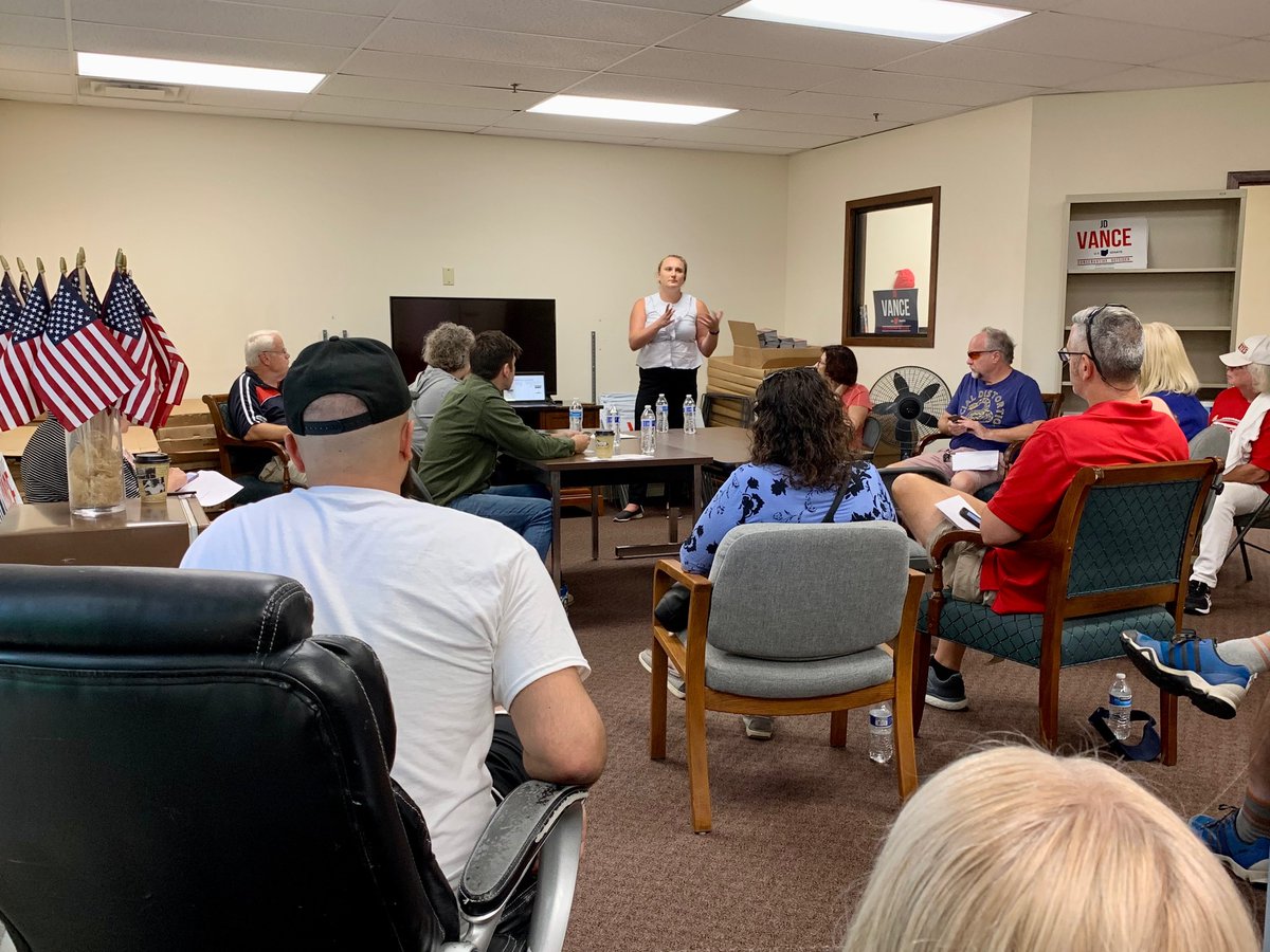 HamCoGOP's tweet photo. Awesome teamwork between J D Vance 4 Senate, #HAMCOGOP & #ORP paid off at Vance HQ in Sharonville/Blue Ash. Great crowd, fun, energy & J D Vance connects with people! Door2Door Canvassing Training by ORP Reg. Dir. Kirsten Cameron. JOIN US! ππΊπΈ #LeadRight #OHVictory https://t.co/bmrjB3ogvW