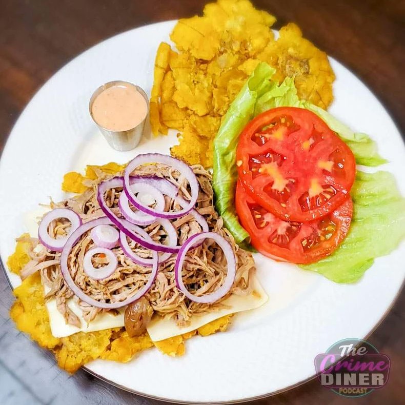 crimedinerpod's tweet photo. EP: Phroggy Come a Courtin
https://t.co/yF7rbLa712
Nydia tells you a scary #phrogging case
Surprise ingredients theme
DINNER: Roast pork sandwiches  w/ plantains 
DESSERT: Brownies, secret ingredient? Avocados!
DRINK: Cellar 1599 Moscato

PROMO: @TheMadamesPod

@DarkcastNetwork https://t.co/sHrfXy0ouP