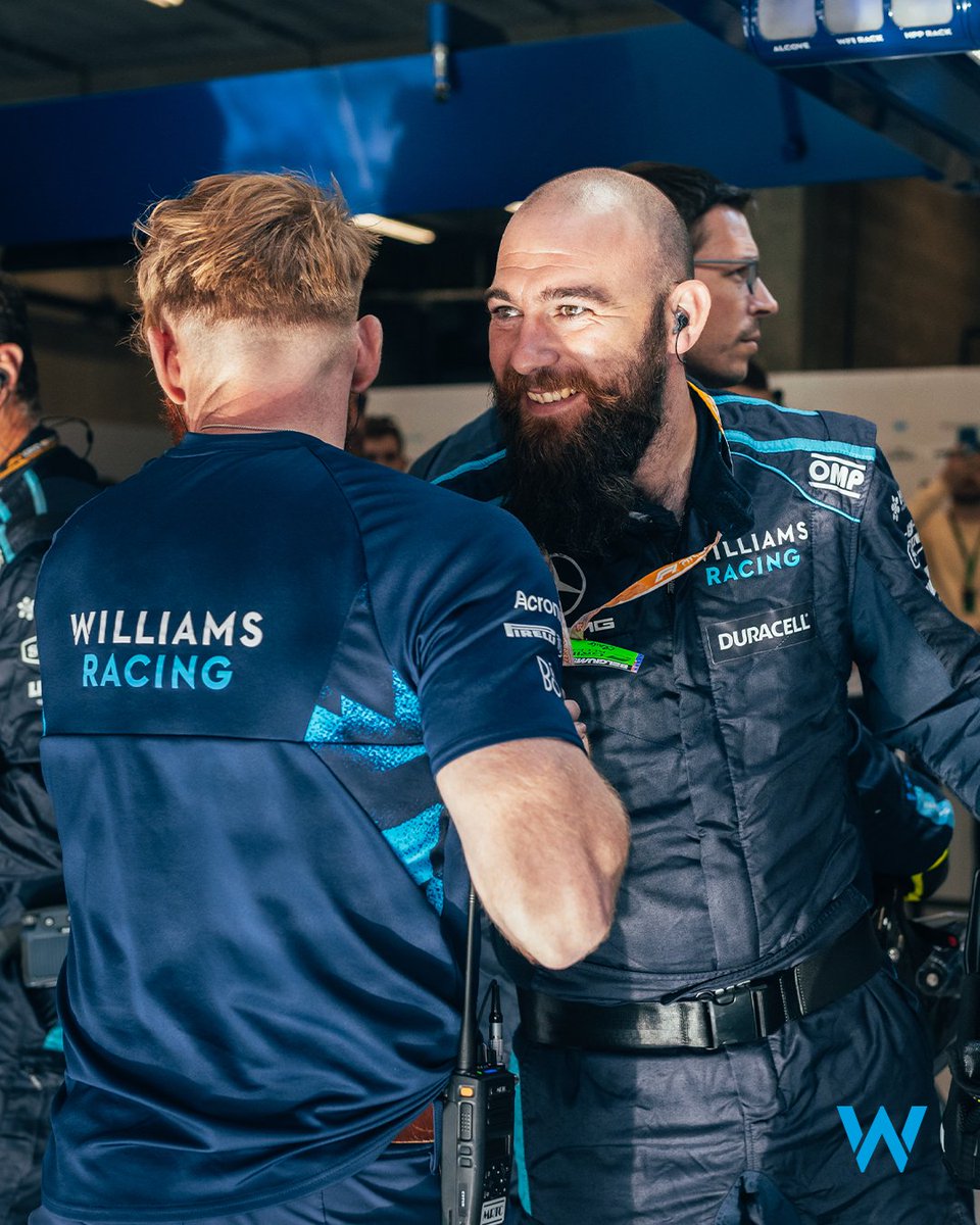 WilliamsF1's tweet photo. The team enjoyed that one! 🙌

#WeAreWilliams #BelgiumGP https://t.co/Y5VcauBmbX