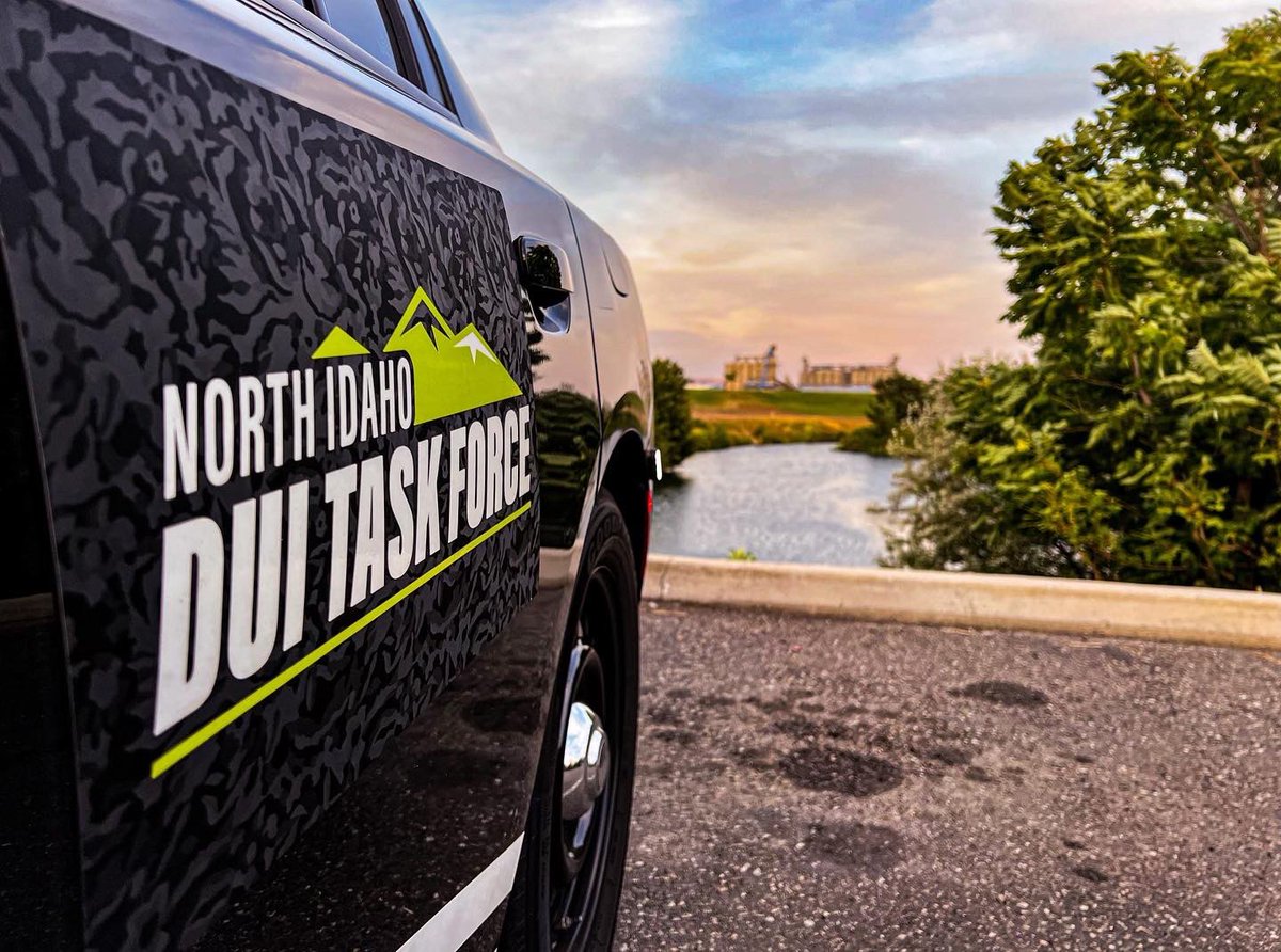 DuiIdaho's tweet photo. We love seeing our counterparts across Idaho dedicating their efforts to DUI patrol, so when we got invited to work with them in Lewiston for #HotAugustNights2022, you know we went! Several @ISPNorthIdaho team members traveled south &amp; spent the weekend #SavingAndChangingLives https://t.co/IFXyMt6grr
