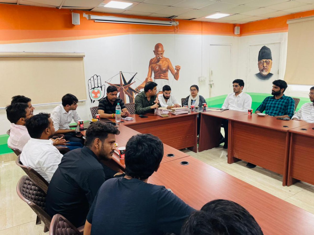 Neerajkundan's tweet photo. Presided the State Executive Meeting of NSUI Delhi ahead of 'Mehangai Par Halla Bol Rally', which is going to be held on 4th September.

Key points related to the Rally were discussed at length. https://t.co/tJO1sKKi0H