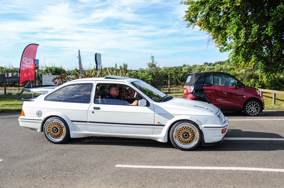CarswithDaz's tweet photo. #rs #cosworth #ford #fordsierra #sierracosworth #fastford #fordrs #fordsierracosworth #rscosworth #retroford #fordcosworth #sierra #cars #car #carspotting #sportscar #fordsierrasapphirerscosworth #sportscars #fastcar #fordclub #heritageford #Rs500 https://t.co/KpBrbqER9E