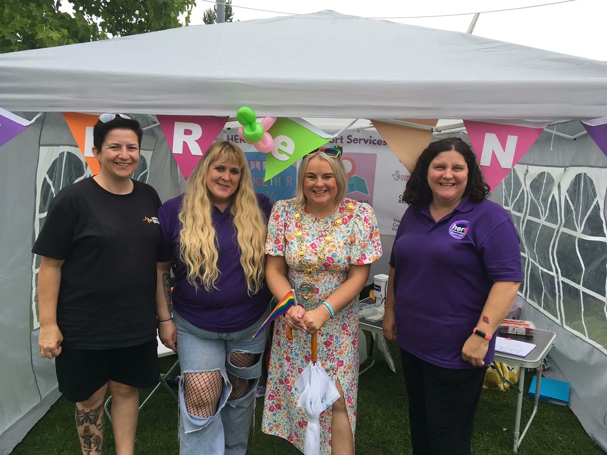 Here_NI's tweet photo. We had a great day at @foylepridefest! Thanks to everyone who joined us or stopped by the stall, including @LGSMpride Mike Jackson and @mayordcsdc Sandra Duffy. #foylepride22 https://t.co/H9gWEcPifX