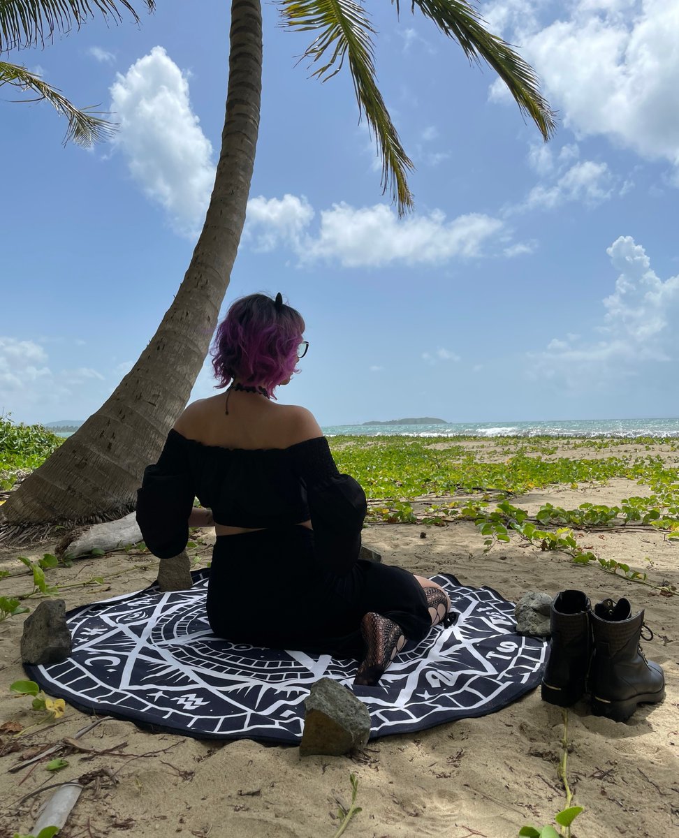 toofastclothing's tweet photo. #tropicalgoth 🏝️🖤 @luann.ros is living her best life on @toofastclothing 𖤐 Pentagram Symbols Beach Towel ★⁠ https://t.co/i3sHtBEiPg ★⁠ #summergoth #hotgothsummer #gothlife #beachgoth #gothsummer #beachtowel #gothicdecor #gothswim #halloweeneveryday #spookysummer https://t.co/RD7eMEoC6j