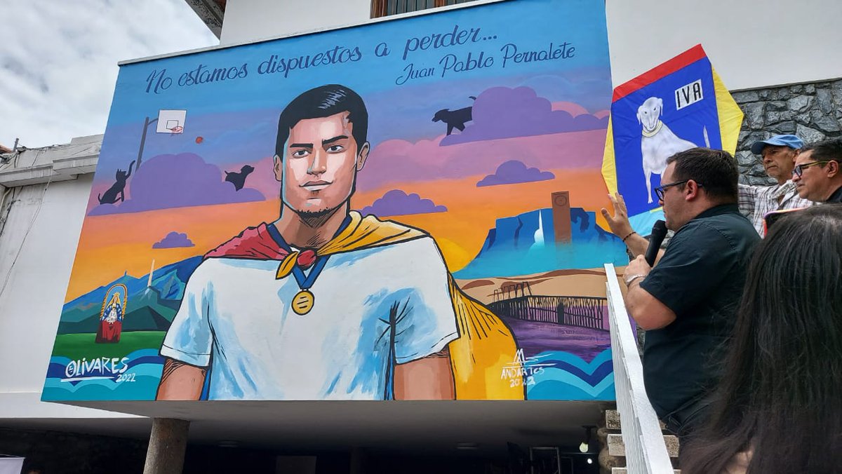 Olivarescfc's tweet photo. Acaba de inaugurarse el mural en homenaje a Juan Pablo Pernalete en su casa. Bajo diseño de este servidor y con la ejecución de @andartes_1 

La obra refleja su conexión con el país, su misión de proteger a los animales y sus valores. https://t.co/i9L2pHWqc9