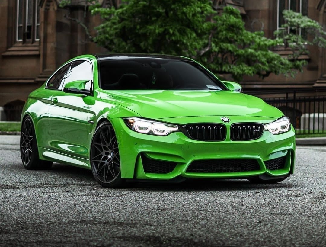 ExoticBMW's tweet photo. Verde Mantis BMW M4 🐊 https://t.co/kEWeAbYll3