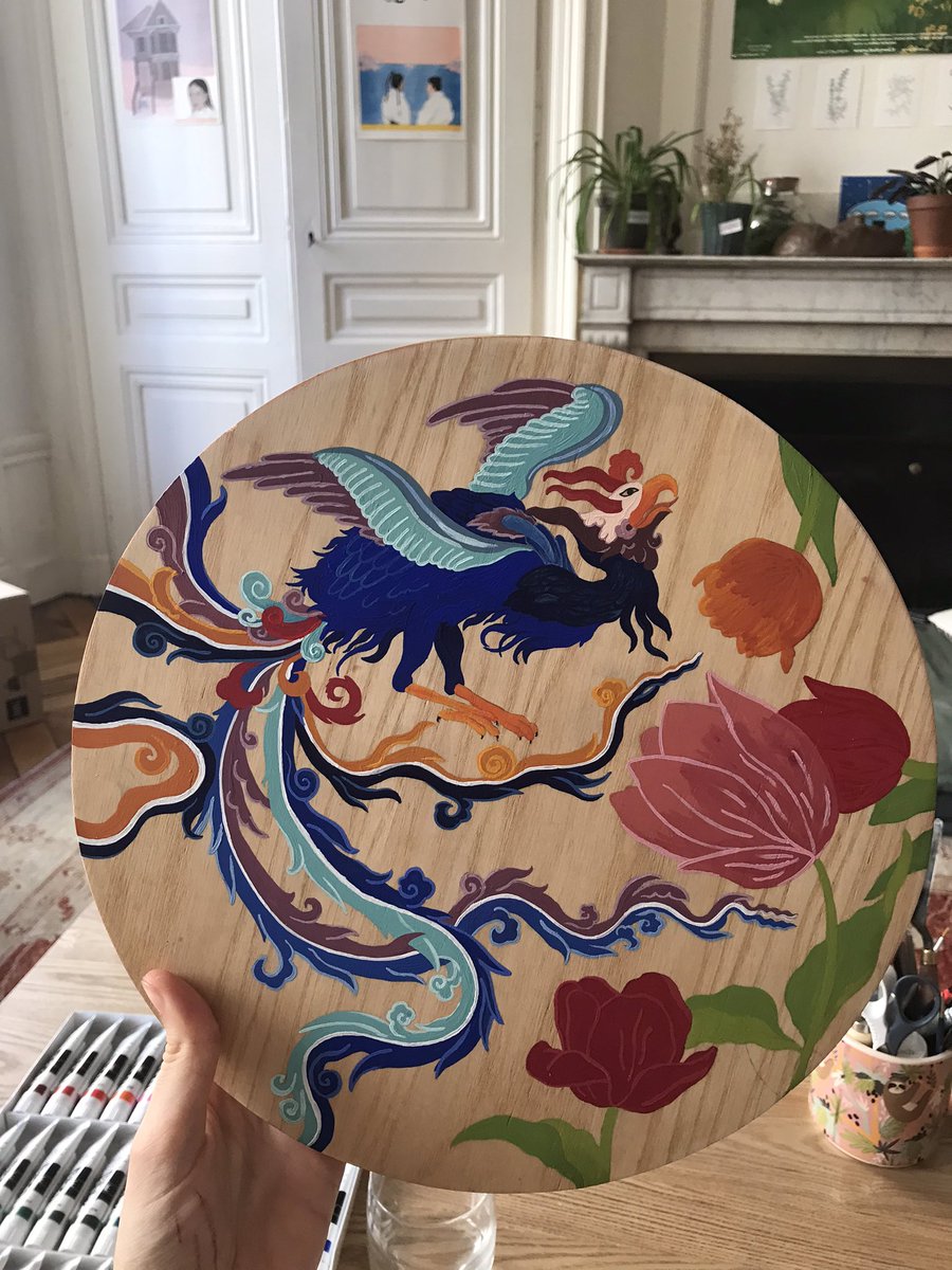 ecsolius's tweet image. j’ai peint l’oiseau simurgh c’était très chouette 🐦