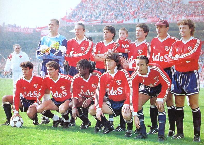 Independiente's tweet photo. De la Doble Visera y para siempre. Inolvidables ♥️

28/08/1994 - ♾️

#TodoRojo 🔴 https://t.co/dOiEAf7BEu