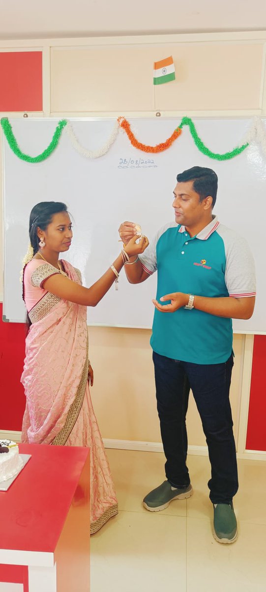 HoneyyGroup's tweet photo. Wishing you a very happy Birthday Ms.Pavani(BDM- Vizag Zone-1) May this birthday be the beginning of good times and bring prosperity to you.
#happybirthday #birthdayboy #birthdaycake #birthdaycelebration #ManyManyHappyReturnsOfTheDay #wishyouaveryhappybirthday #manymoretocome https://t.co/tH7k5iFZoO