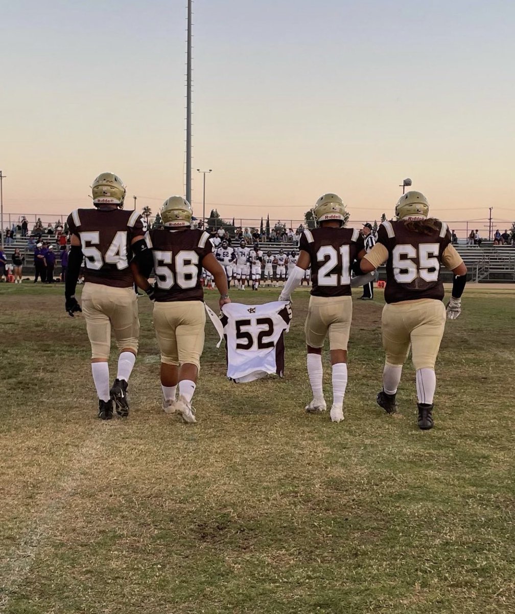 dannette_cortez's tweet image. September is suicide awareness month. @GoldenCougarsFB reminded us Friday how important mental health is. It absolutely broke me down and brought me to tears #LLJS 🕊🤍