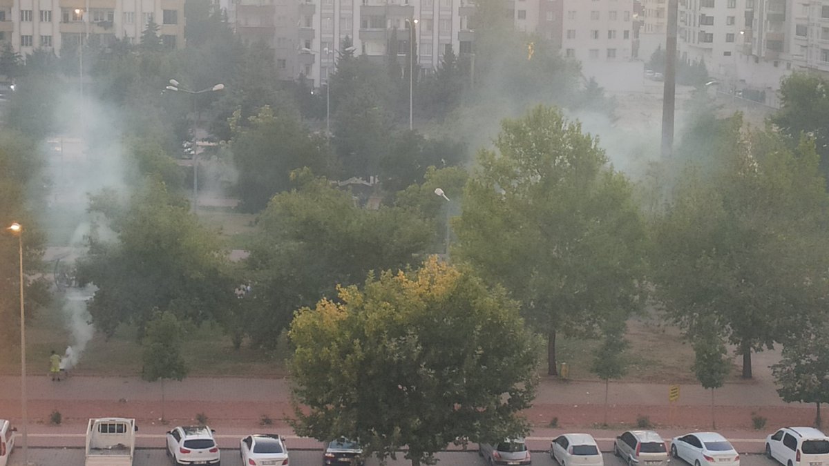 Burası Akkent Parkı, sözde mangal yapılması da yasak...