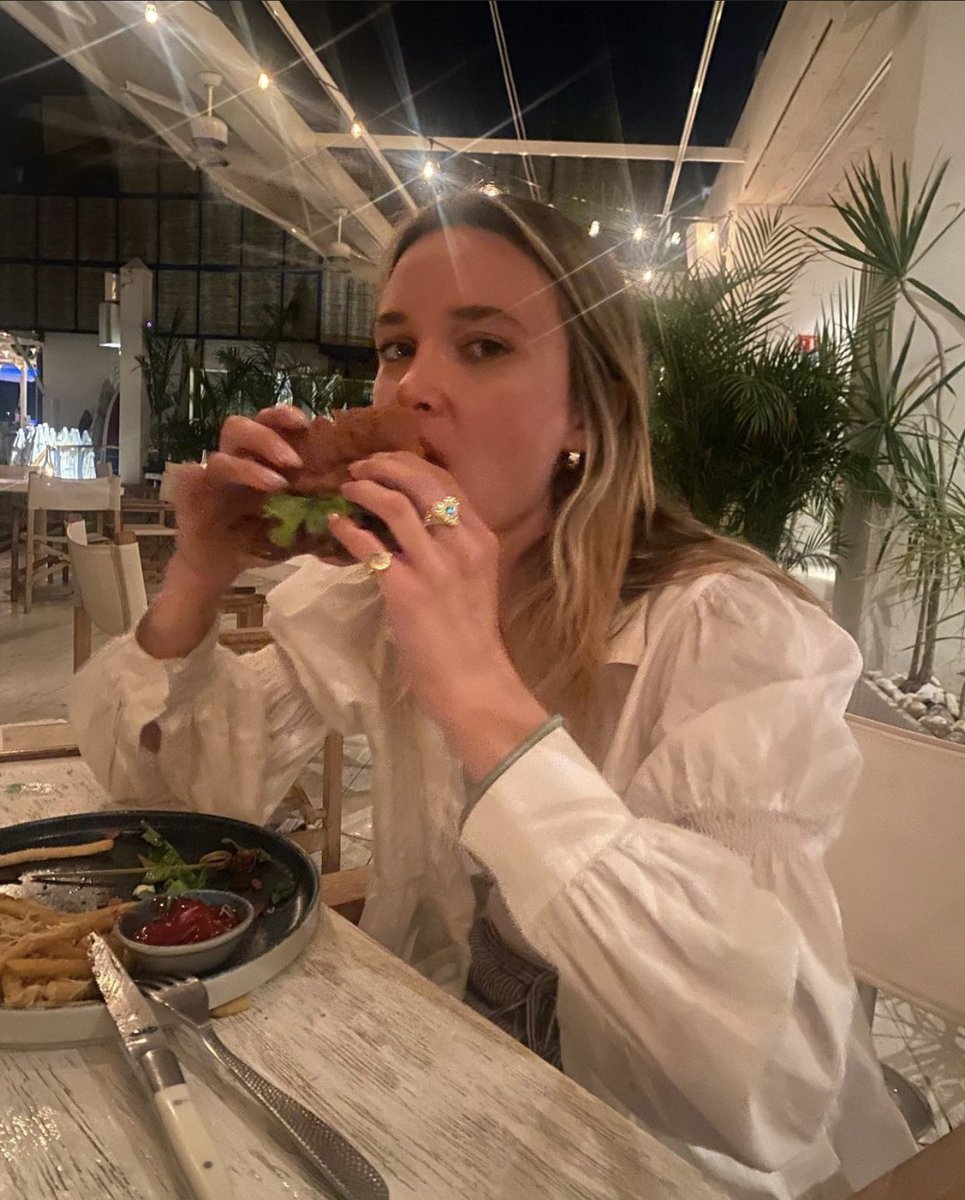 Cole Sprouse Brasil tweet media