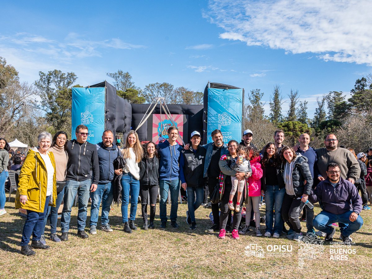 ➡️ Además,  <a href="/barriosromi/">Romina Barrios</a>,  estuvo recorriendo los diferentes  stands de los organismos y las postas de juegos junto a <a href="/nico_mantegazza/">Nicolas Mantegazza</a>, <a href="/Carli_Bianco/">Carli Bianco</a>, <a href="/SPerezTeruel/">Santiago Pérez Teruel</a>,  <a href="/pucci_francisco/">Francisco</a>  y  <a href="/MariaReigada1/">Maria Reigada</a>