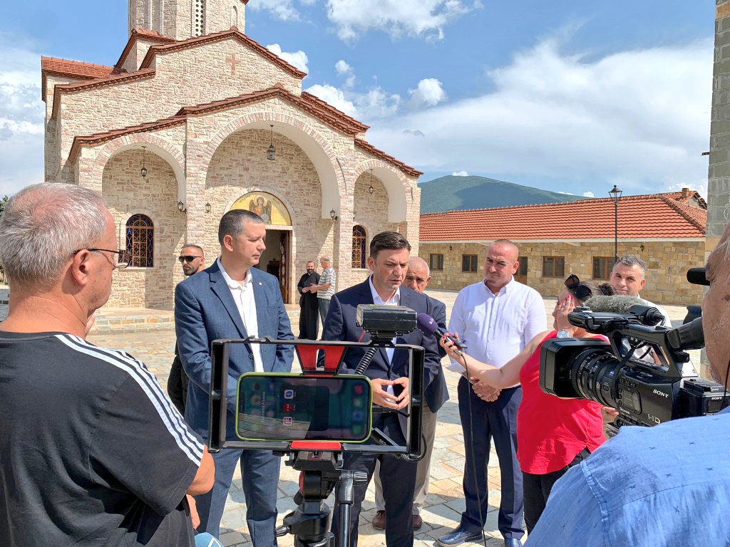 Bujar_O's tweet photo. In #Pustec 🇦🇱, meetings with local representatives of Macedonian minority living in Mala #Prespa. Overview of the projects financed by @MFA_MKD and @VladaMK. Leaving for Skopje w/ genuine insight of what we need to do more in the period to come https://t.co/22ZtNGZtn9