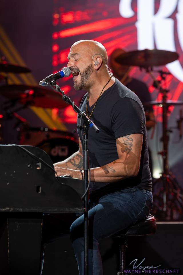 MikeDelguidice1's tweet photo. Tonight Sunday, Aug. 28 - 7PM
#MikeDelGuidice &amp; Big Shot
#GlenCoveHospital, 100th birthday, sponsoring the Morgan Park Summer Concerts
2022 #MorganPark - #GlenCove, #NY
Germaine Street - between Landing Road &amp; McLoughlin Street

https://t.co/wOfaUSum2q https://t.co/Ow4l9OICce