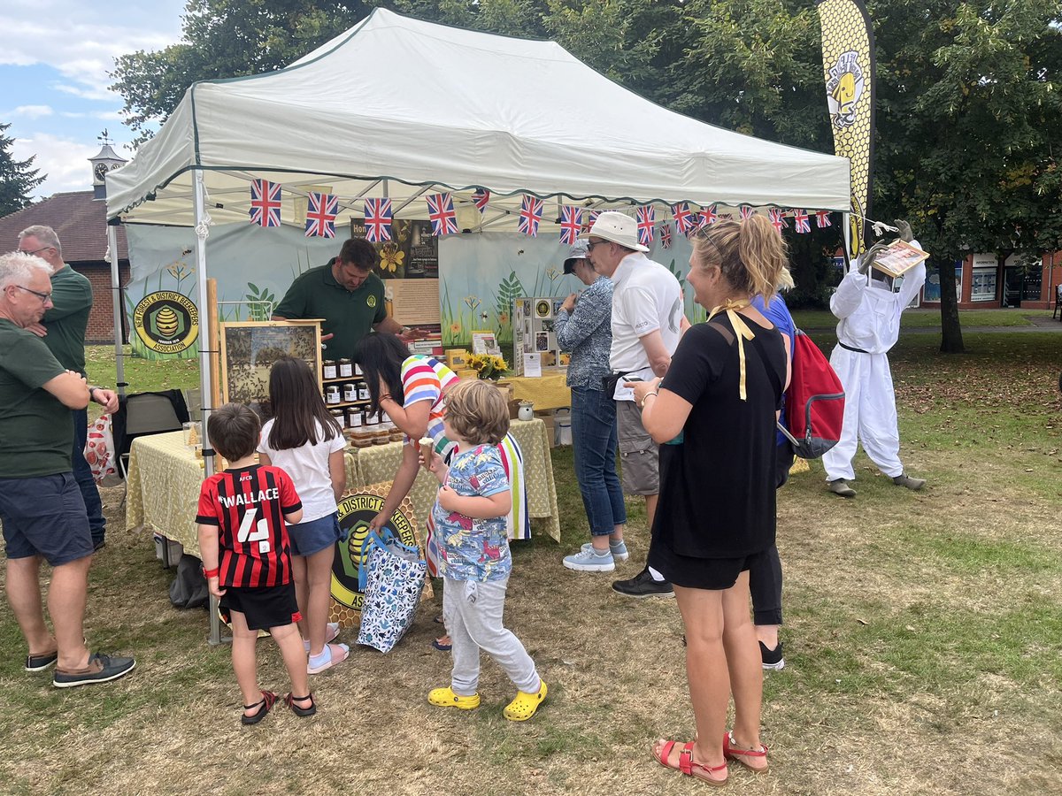 ConservationNFS's tweet image. Thank you to all who came along to the #NewForest Bee Fayre yesterday. We had so many wonderful expert stands to help teach our younger (and older) visitors about #pollinators &amp;amp; #wildlife plus our lovely caterers. And the sun shone for us. We’ll see you next year! 🐝🦋🐝🦋🐝
