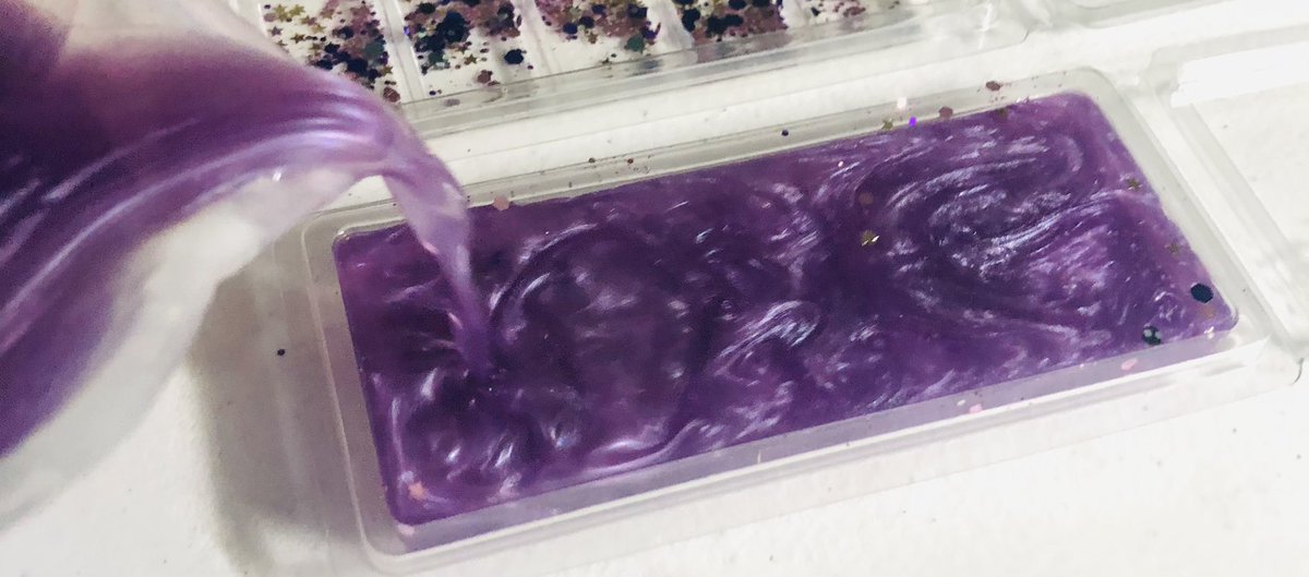 Good evening <a href="/TheoPaphitis/">Theo Paphitis</a> and #SBS , everyone likes a #BankHolidayWeekend #sale .
I currently have a range of my #handmade #waxmelts on sale.
I’ve got a brand #new range to go in my little #shop 18 Yorkshire Street #bacup and online very soon thedollybird.co.uk