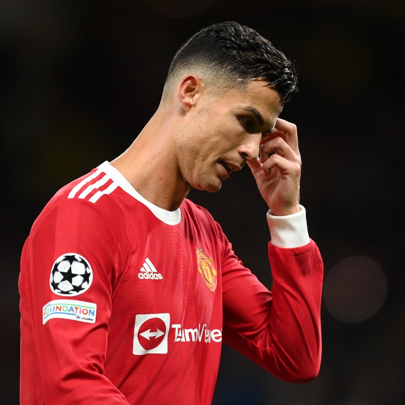 GoalFrance's tweet photo. Ruben Amorim, l’entraineur de Sporting, aurait menacé de quitter son poste si jamais Cristiano Ronaldo était recruté 😮

#Mercato | #ManUtd | #CR7 | #SportingGP
