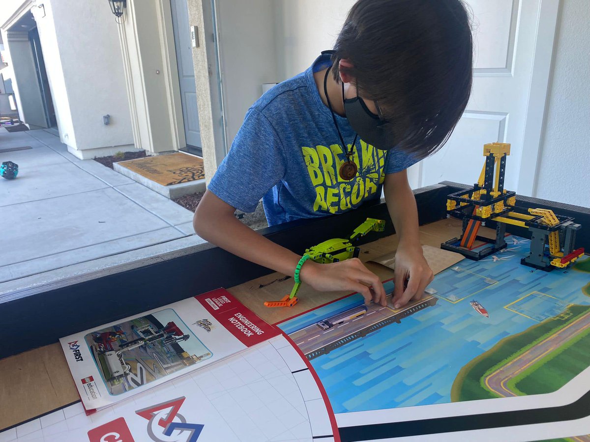 circuit_squad's tweet photo. Here we go! Mission models all set on the mat, research work in progress, ready to start coding!! Circuit Squad is excited to get rolling!! Go Circuit Squad!
#FLL2022 #superpowered @FIRSTweets @firstlegoleague @FIRSTinCA https://t.co/Ka8STzkO0O