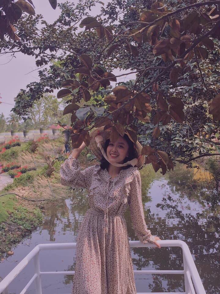 Kunkun58797828's tweet photo. Nay mặc đồ bông hoa đồ nè https://t.co/Rj11vSJa4n